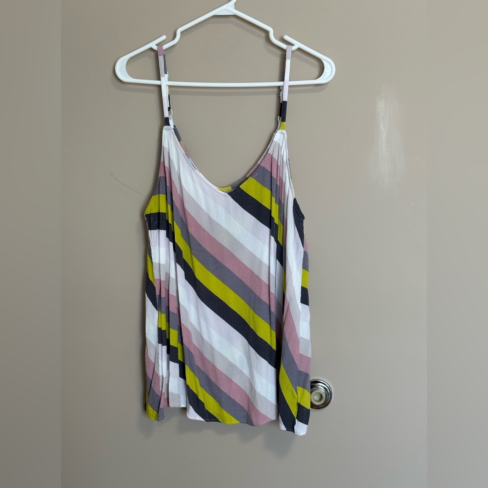 113 Sophie Crinkle Gauze Swing Cami